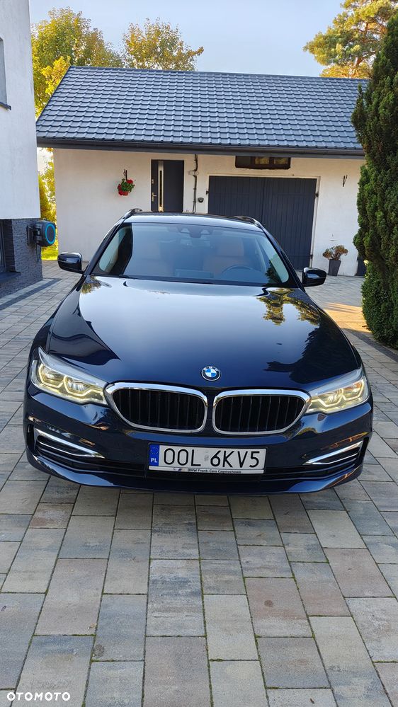 BMW Seria 5 2019 photo 3