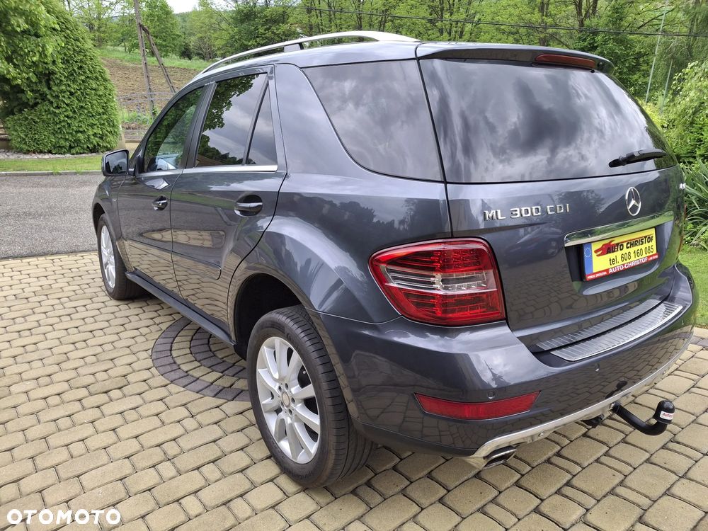 Mercedes-Benz ML - 7