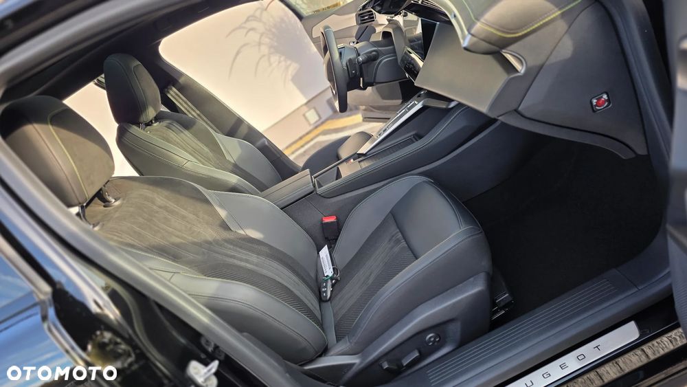 Peugeot 408 1.2 PureTech mHEV GT Plus S&S e-DCS6 - 26