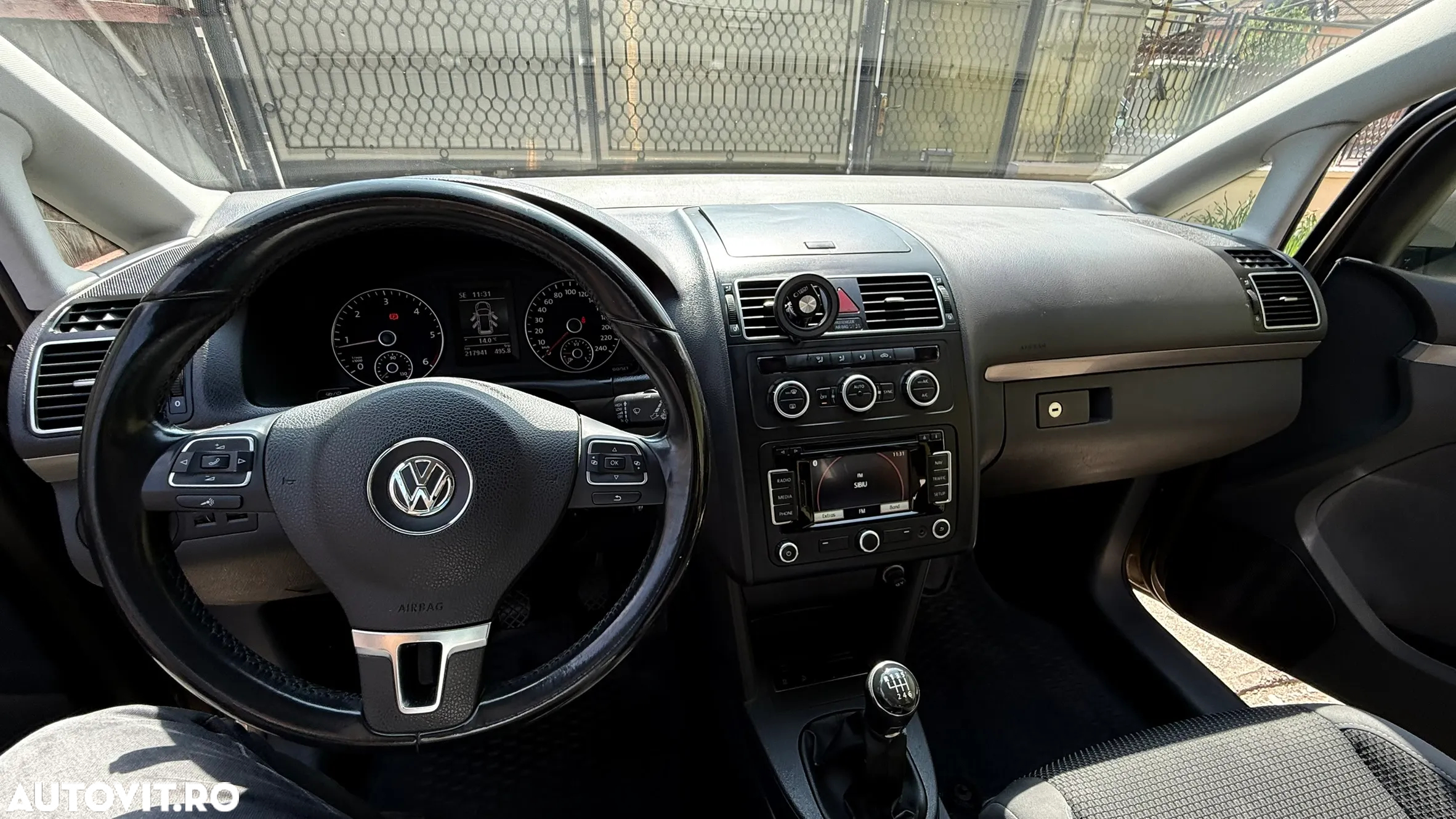 Volkswagen Touran 1.6 TDI BlueMotion Technology Comfortline - 29