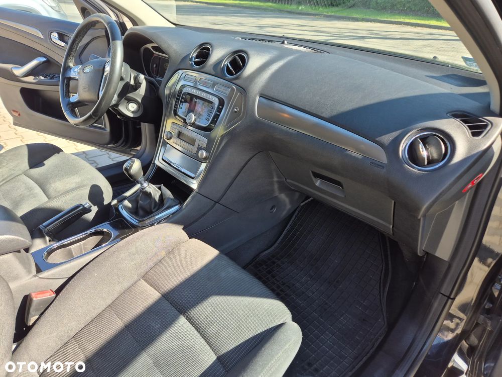 Ford Mondeo 2.0 TDCi Titanium - 13