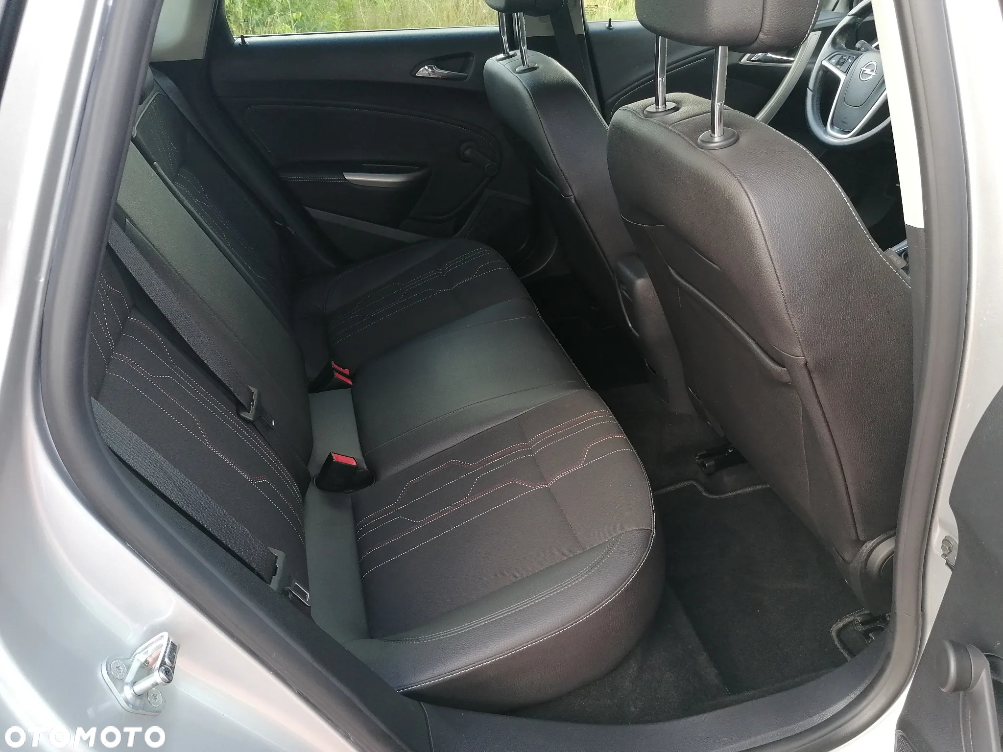 Opel Astra 1.4 Turbo 150 Jahre - 24