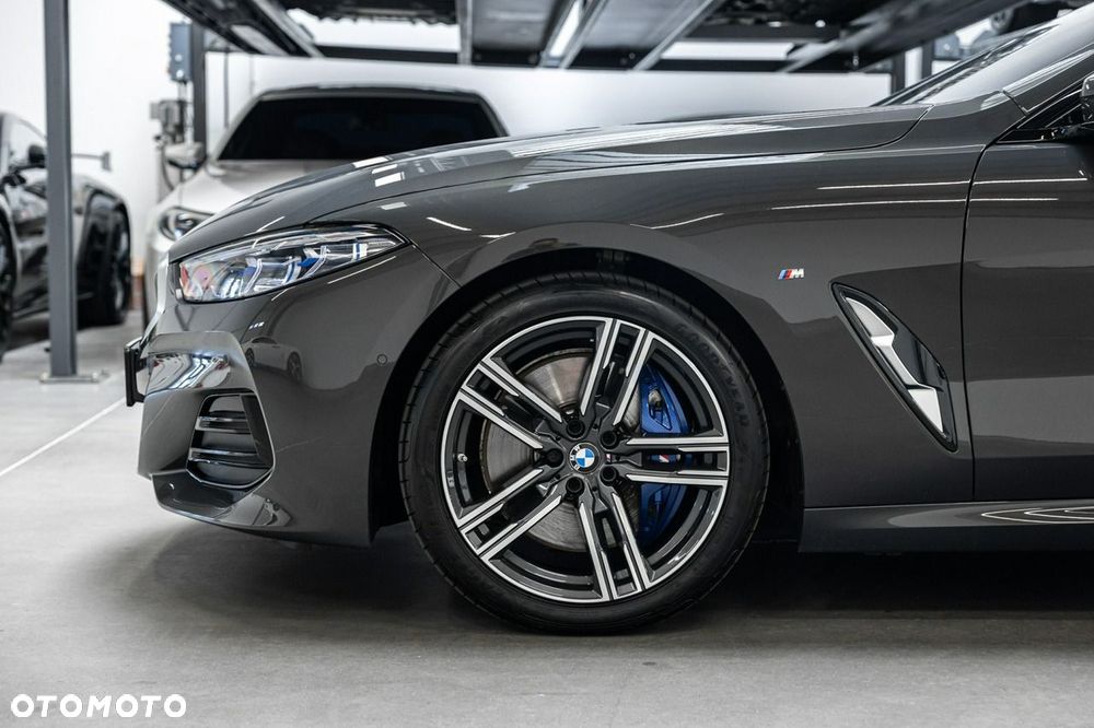 BMW Seria 8 840i - 13
