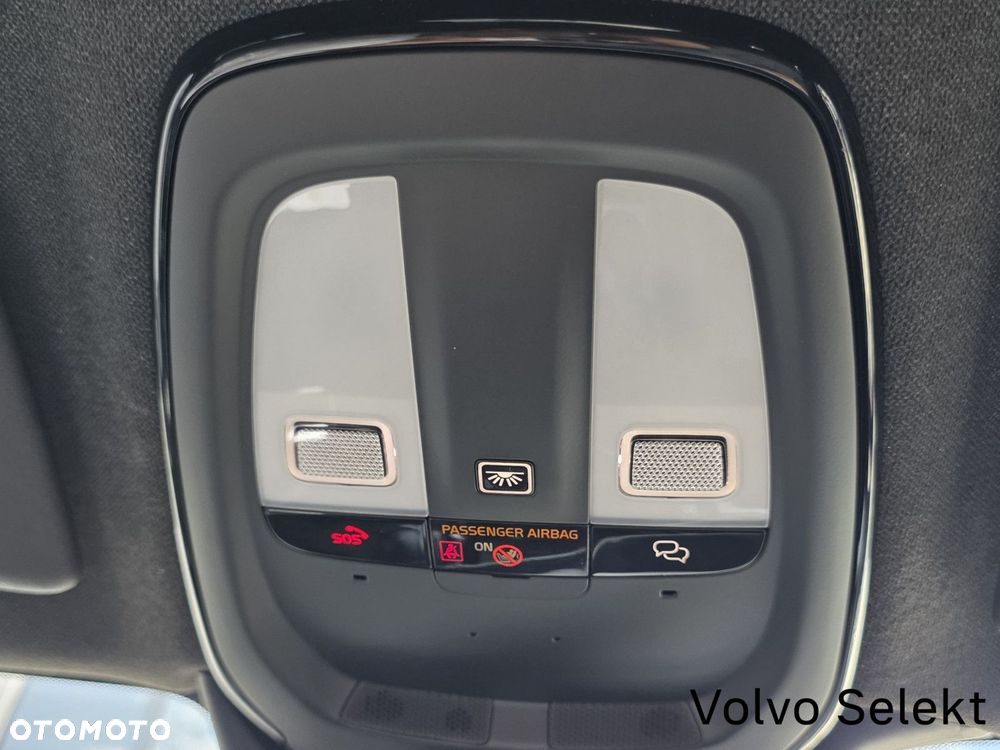 Volvo XC 40 - 31