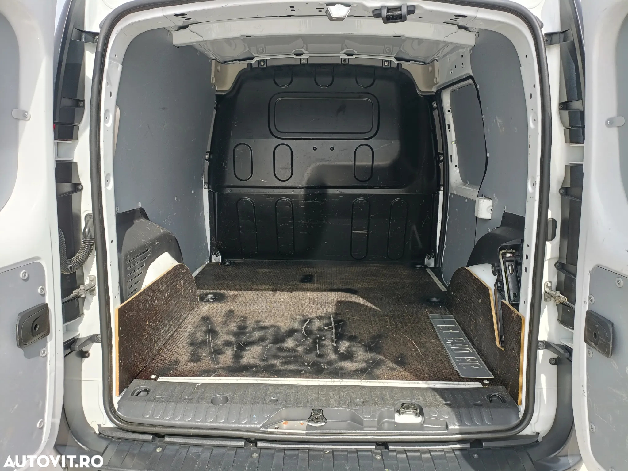 Renault Kangoo BLUE dCi 95 EDITION ONE - 21