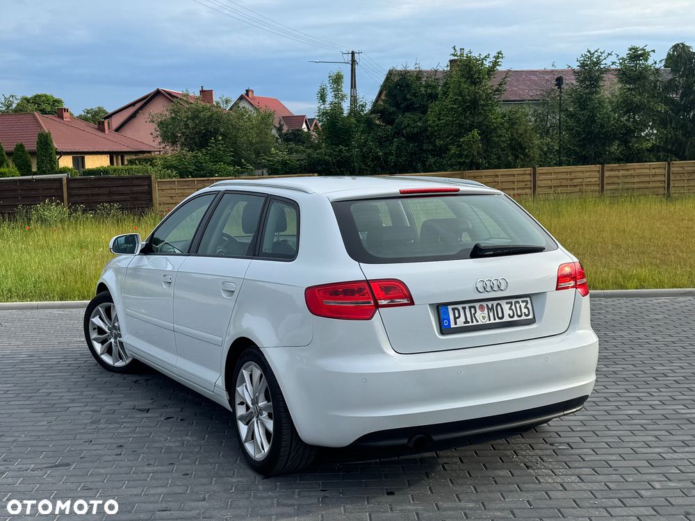Audi A3 Sportback - 4