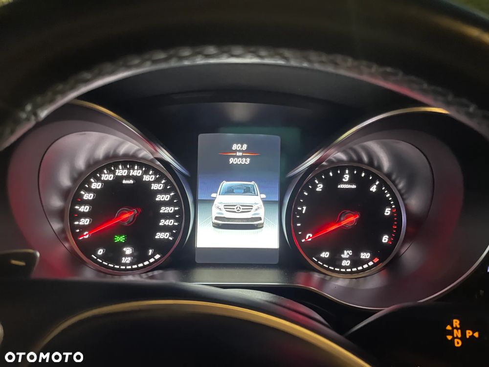 Mercedes-Benz Klasa V 300 d 4-Matic Avantgarde 9G-Tronic (ekstra d³) - 9