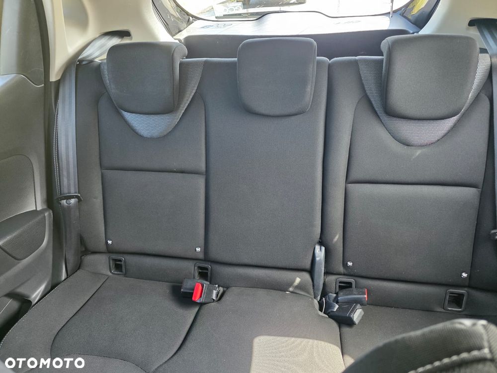 Renault Clio - 17