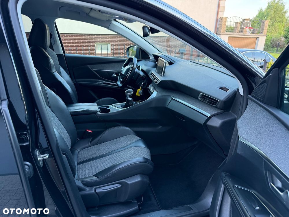 Peugeot 3008 HDi 150 Allure - 14