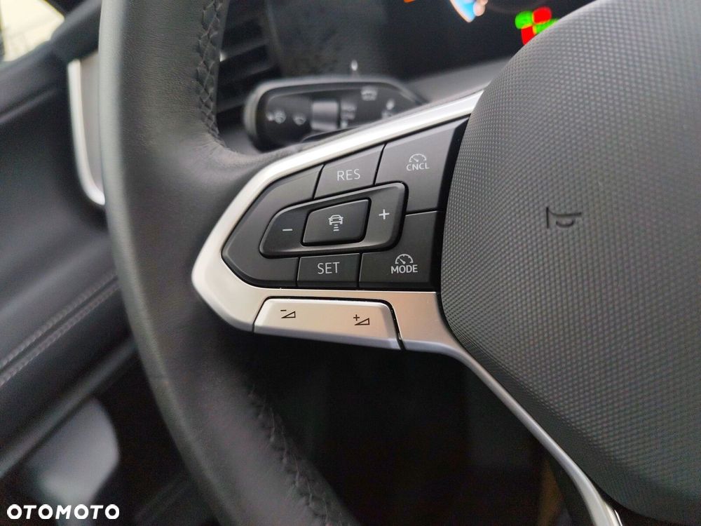 Volkswagen Tayron 1.5 eTSI mHEV Life DSG - 26