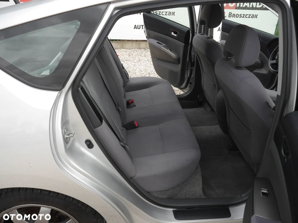 Toyota Prius 1.5 VVT-i Prestige - 8