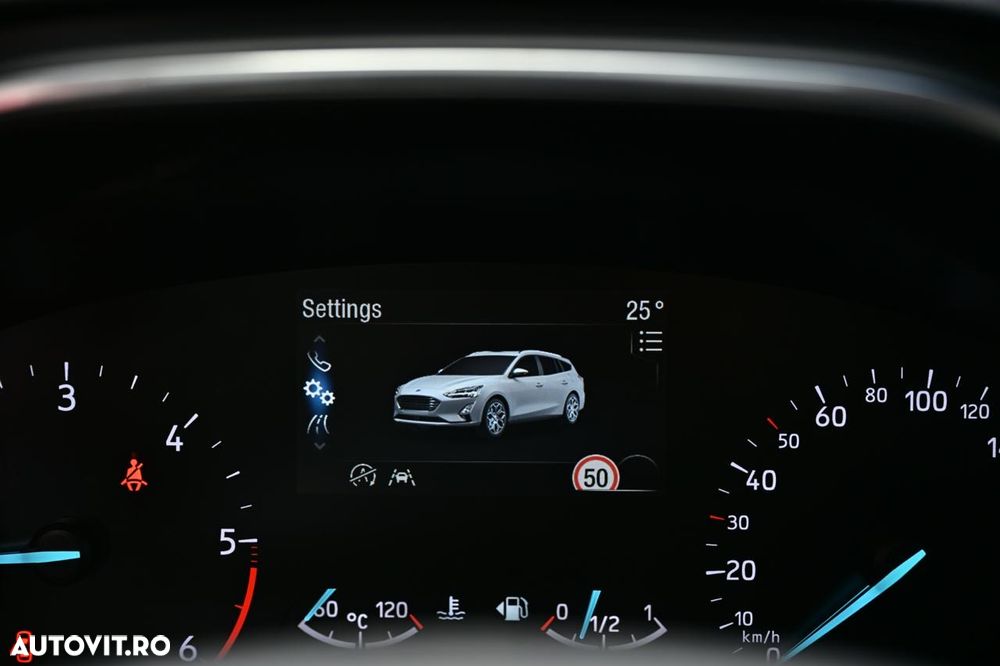 Ford Focus 2.0 TDCI DPF Start-Stopp-System Aut. Titanium - 34