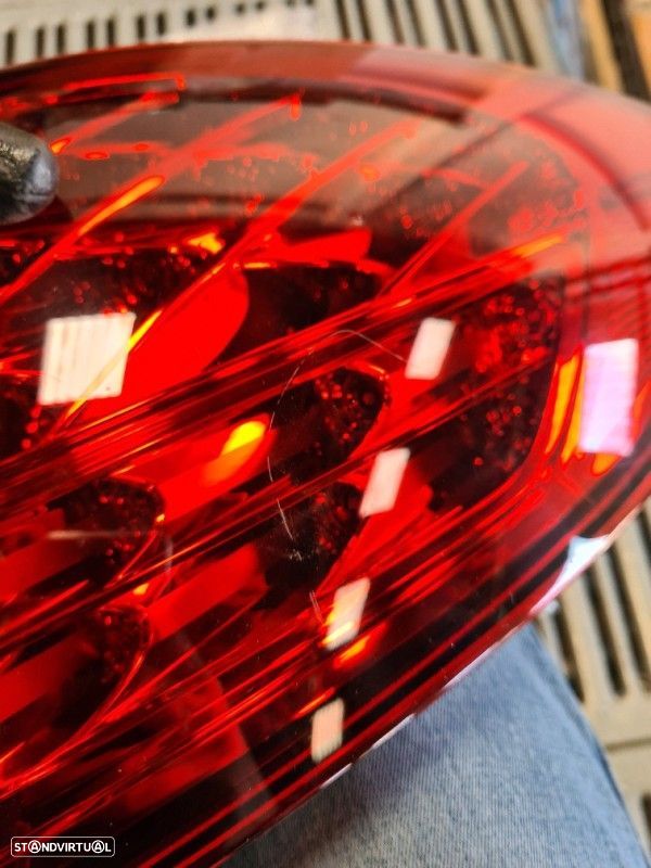 Farolim Direito Do Painel Lanterna Tras Stop Drt Porsche Cayenne (9Pa) - 7