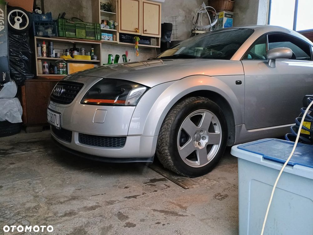 Audi TT Coupé - 16