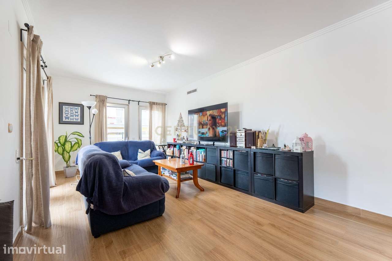 Apartamento T3 com 2 Terraços Gigantes e Vista Rio – A 10 min de Lisbo - Grande imagem: 4/35