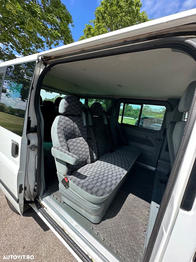Ford Transit Turneo - 8