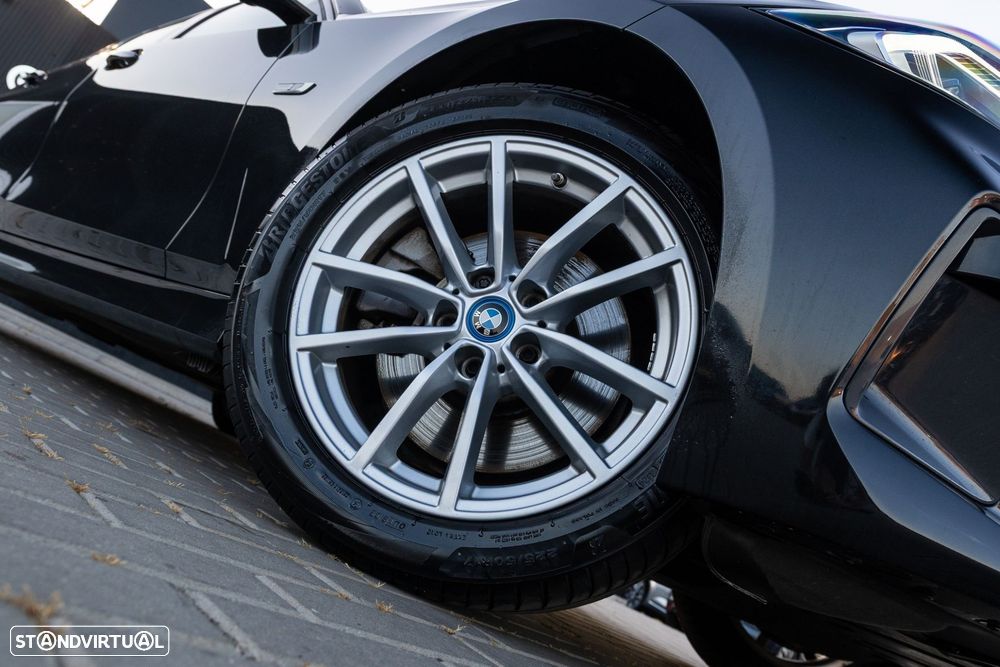 BMW 320 e Auto - 4