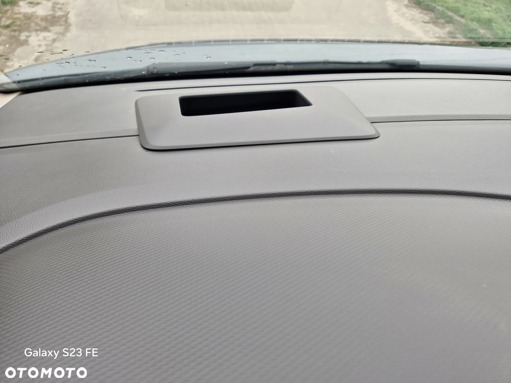 Volkswagen Multivan 1.4 TSI eHybrid PHEV 160kW L1 Life DSG - 27