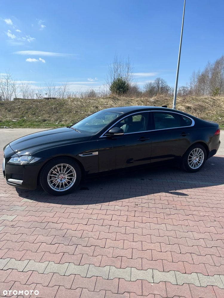 Jaguar XF E-Performance Prestige - 2