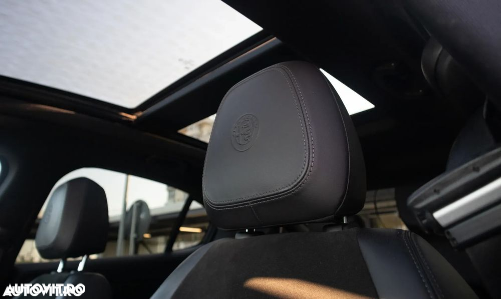 Alfa Romeo Stelvio V6 2.9 Bi-Turbo AT8-Q4 Quadrifoglio - 17