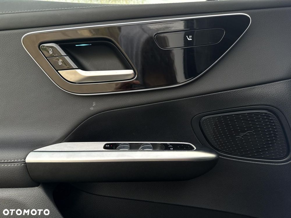 Mercedes-Benz GLC - 11