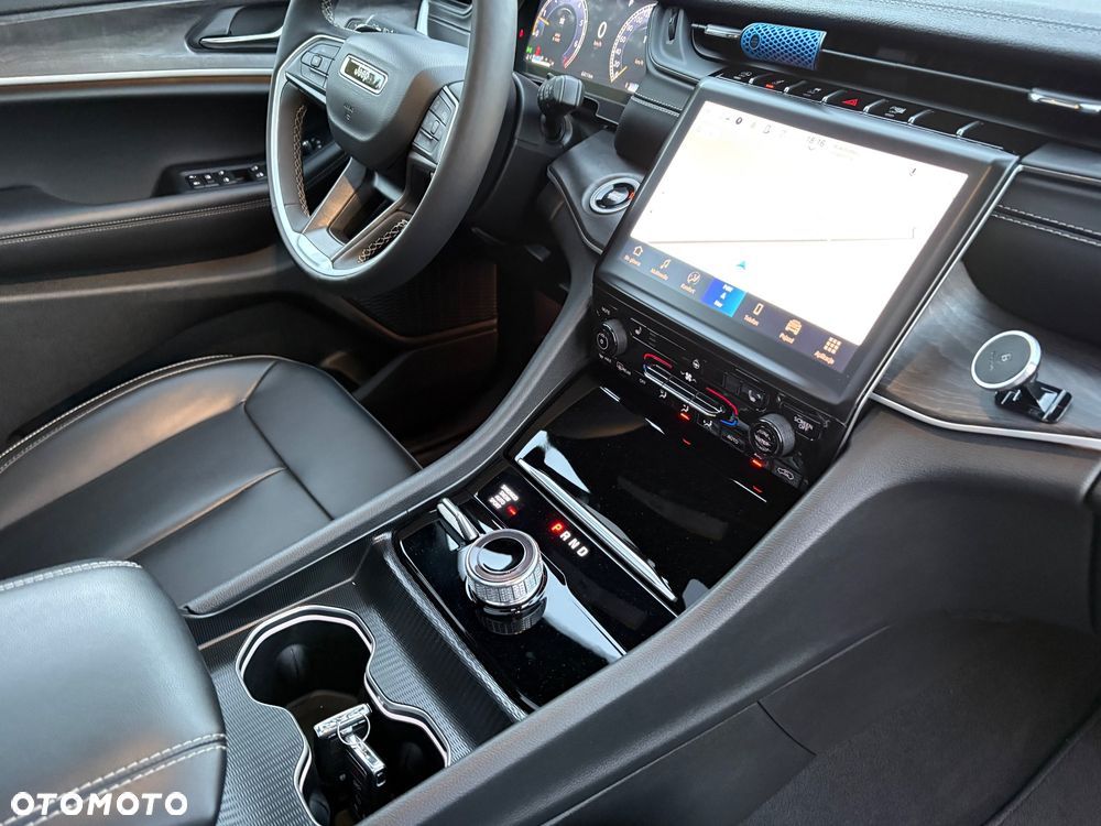 Jeep Grand Cherokee - 27