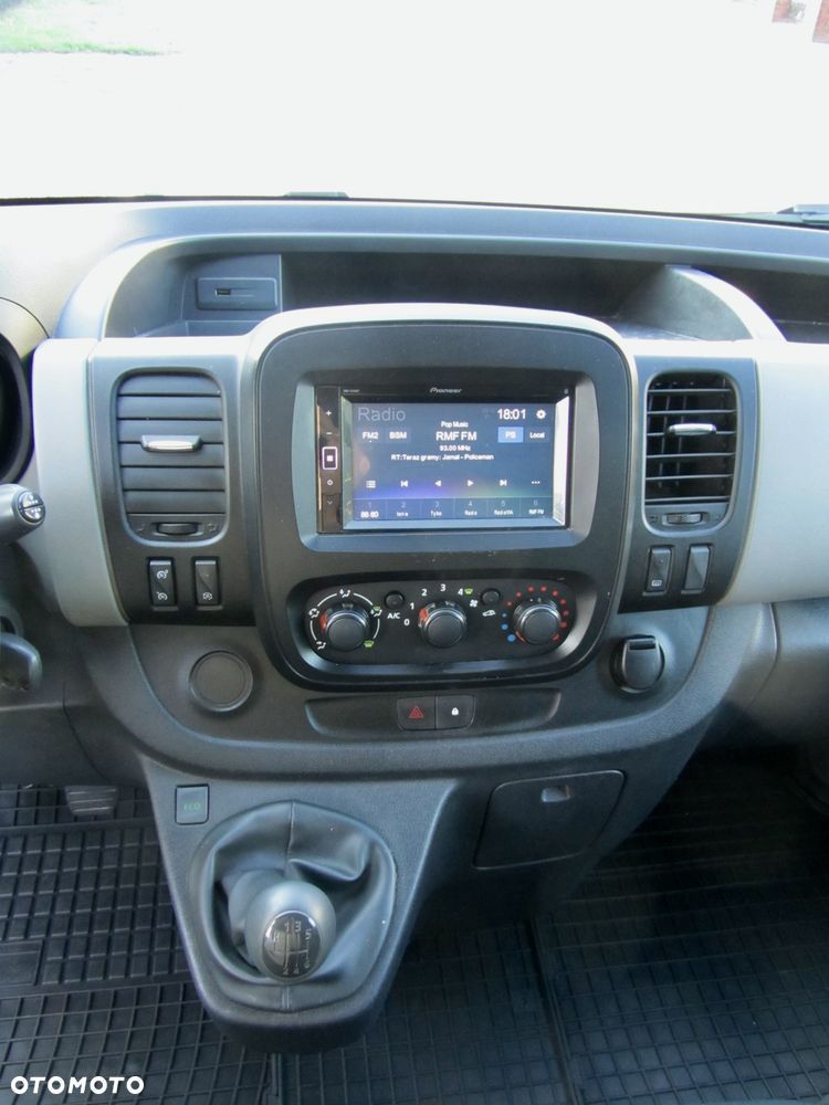 Renault Trafic 1.6 dCi - 17