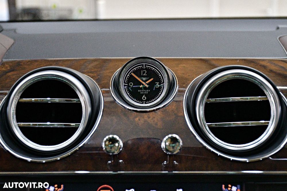 Bentley Bentayga W12 Mulliner - 29