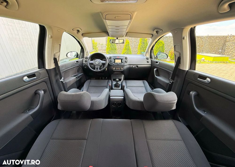 Volkswagen Golf Plus - 24