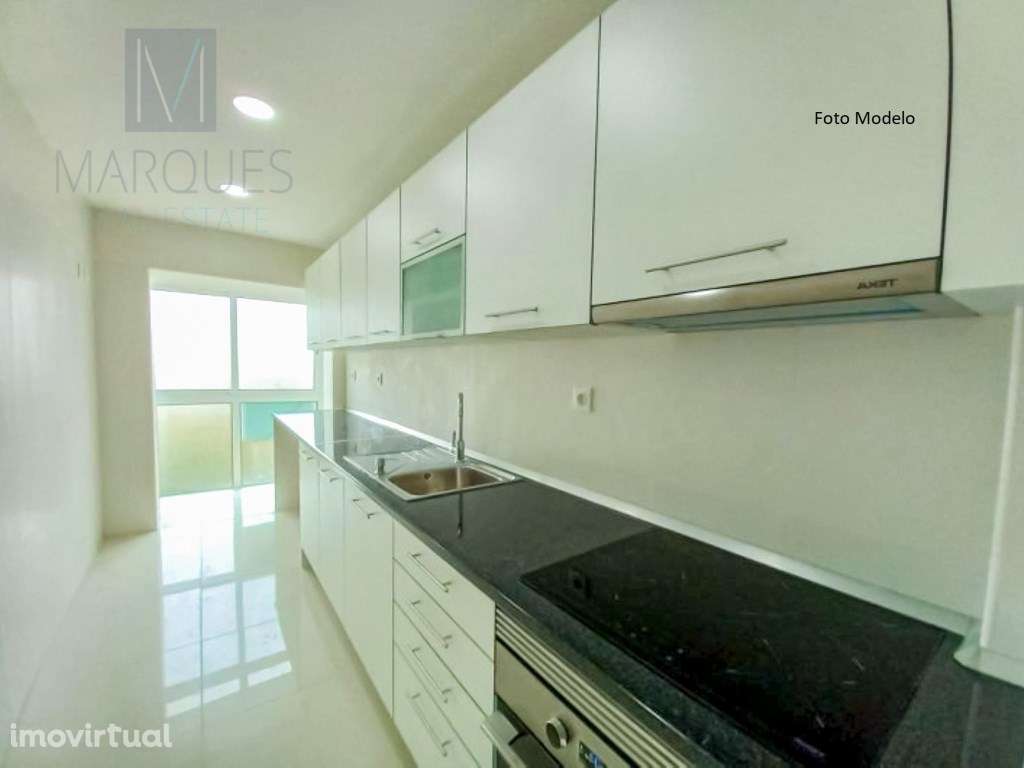 Apartamento T1 Remodelado na Baixa da Banheira - Grande imagem: 2/8