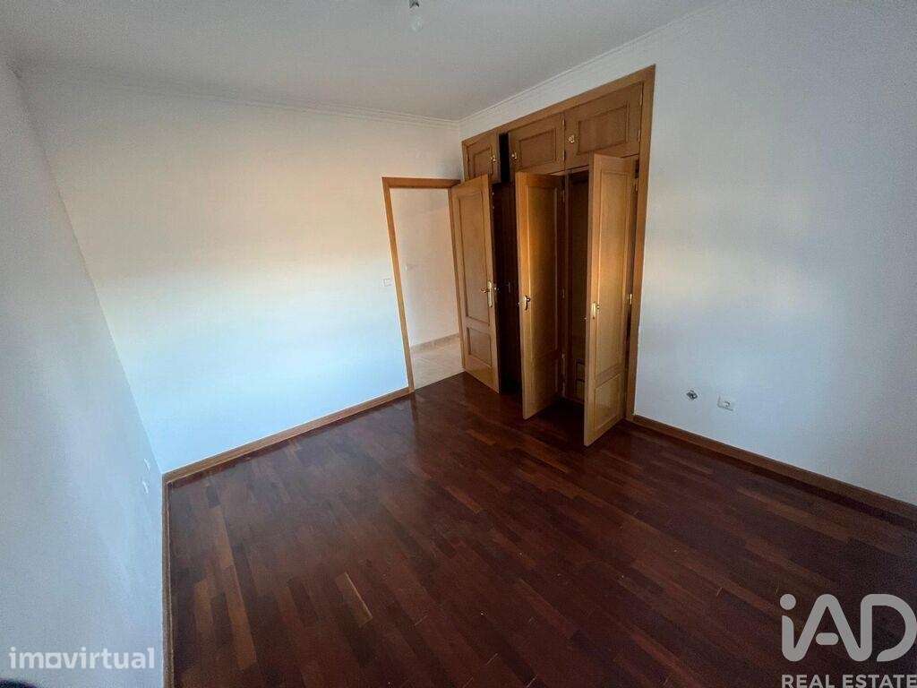 Apartamento T2 em Queluz e Belas de 85 m2 - Grande imagem: 3/12