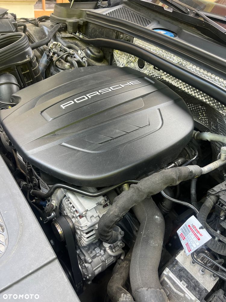 Porsche Macan Standard - 17