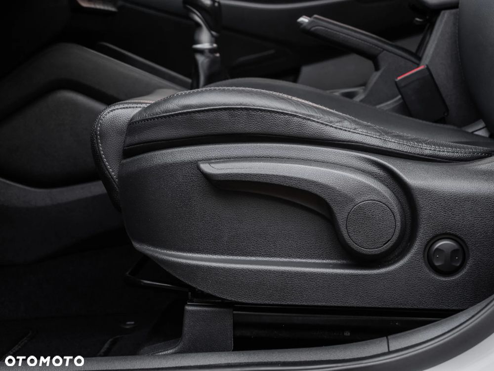 Hyundai Tucson blue 1.6 GDi 2WD Passion - 28