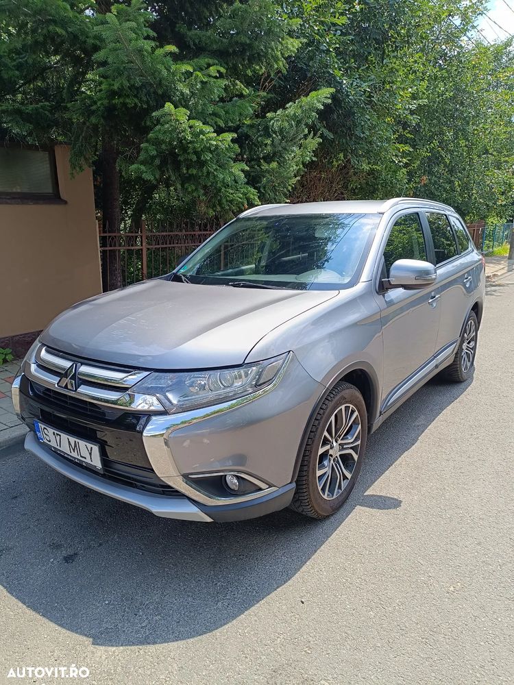 MITSUBISHI Outlander 2016 — imagine 2