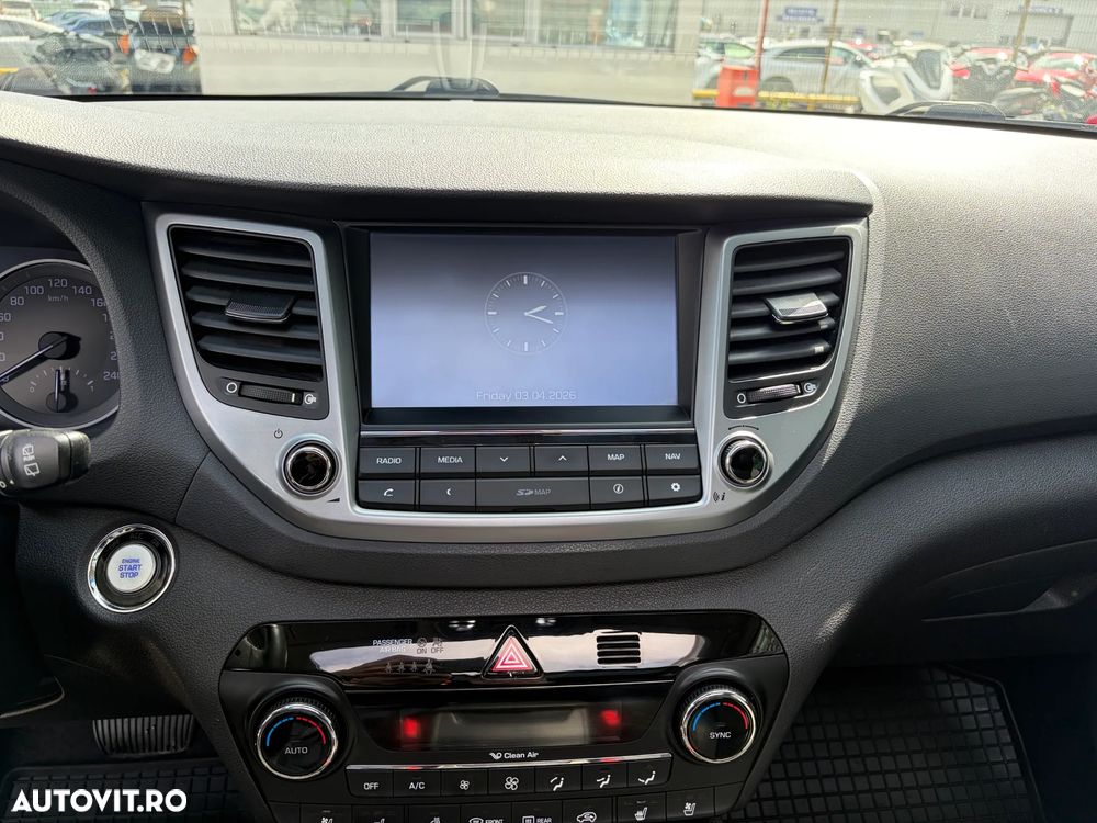 Hyundai Tucson 1.6 T-GDi 4WD 7DCT Luxury - 24