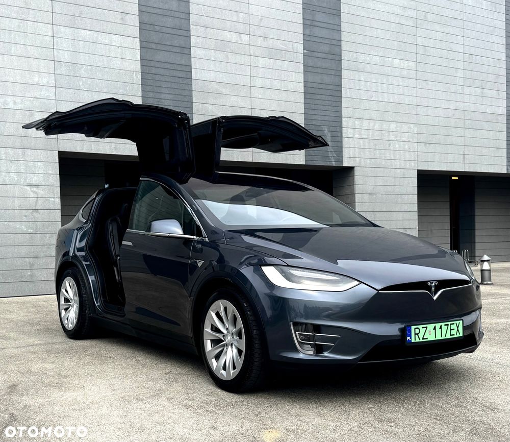 Tesla Model X Long Range Plus - 14