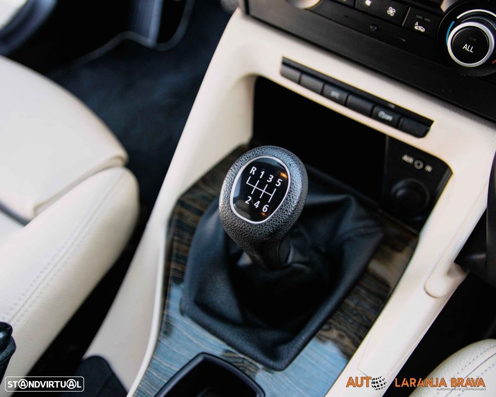 BMW X1 18 d sDrive - 25