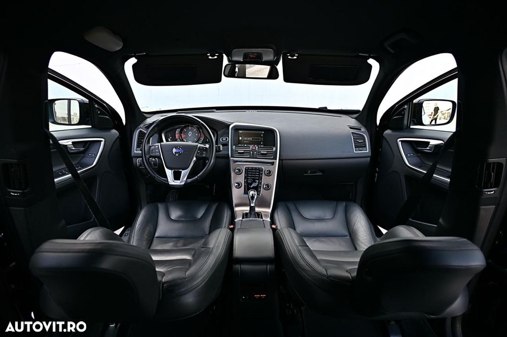 Volvo XC 60 D5 AWD Geartronic Summum - 10