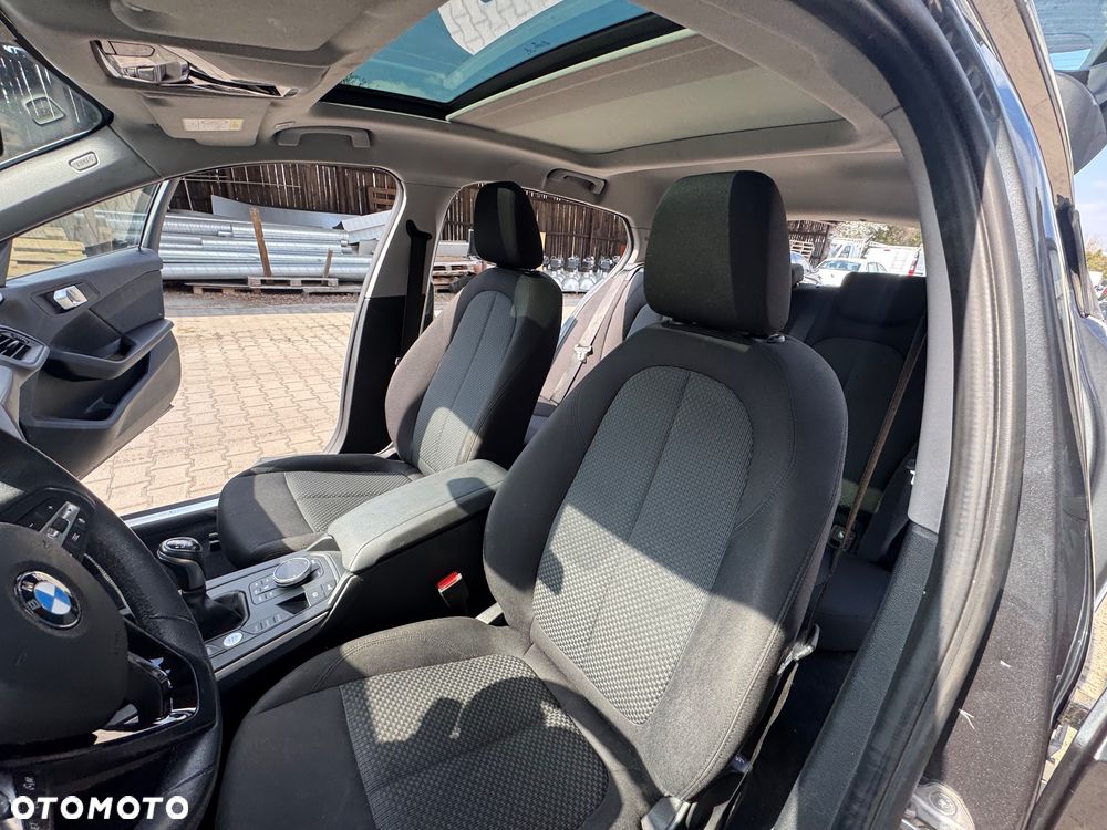 BMW Seria 1 - 36