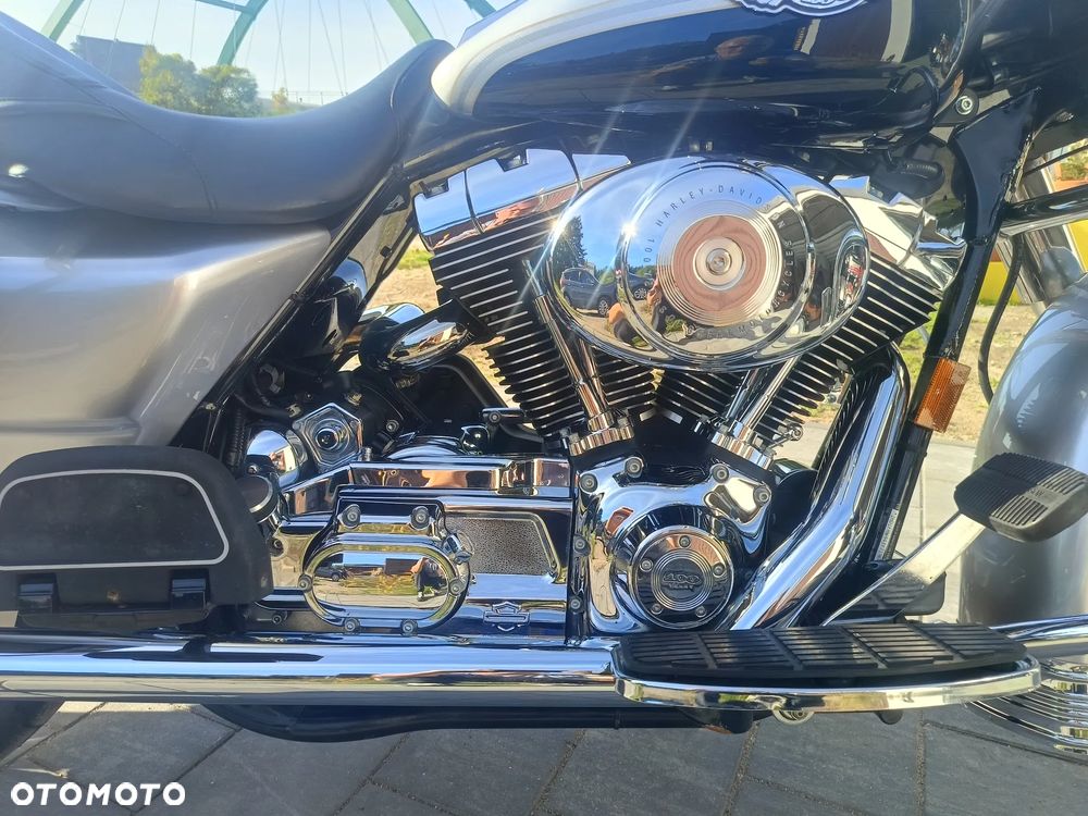 Harley-Davidson Touring Road King - 17