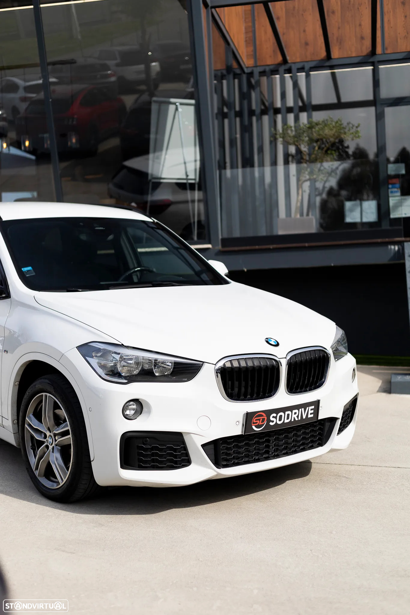 BMW X1 18 d xDrive Auto Pack M - 11
