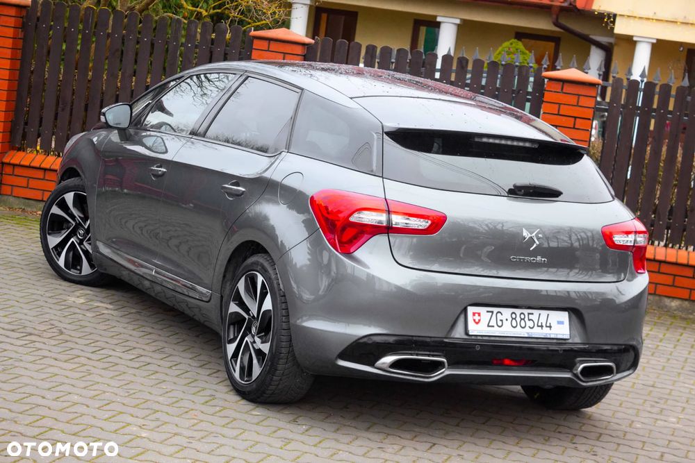 Citroën DS5 1.6 THP SportChic - 8