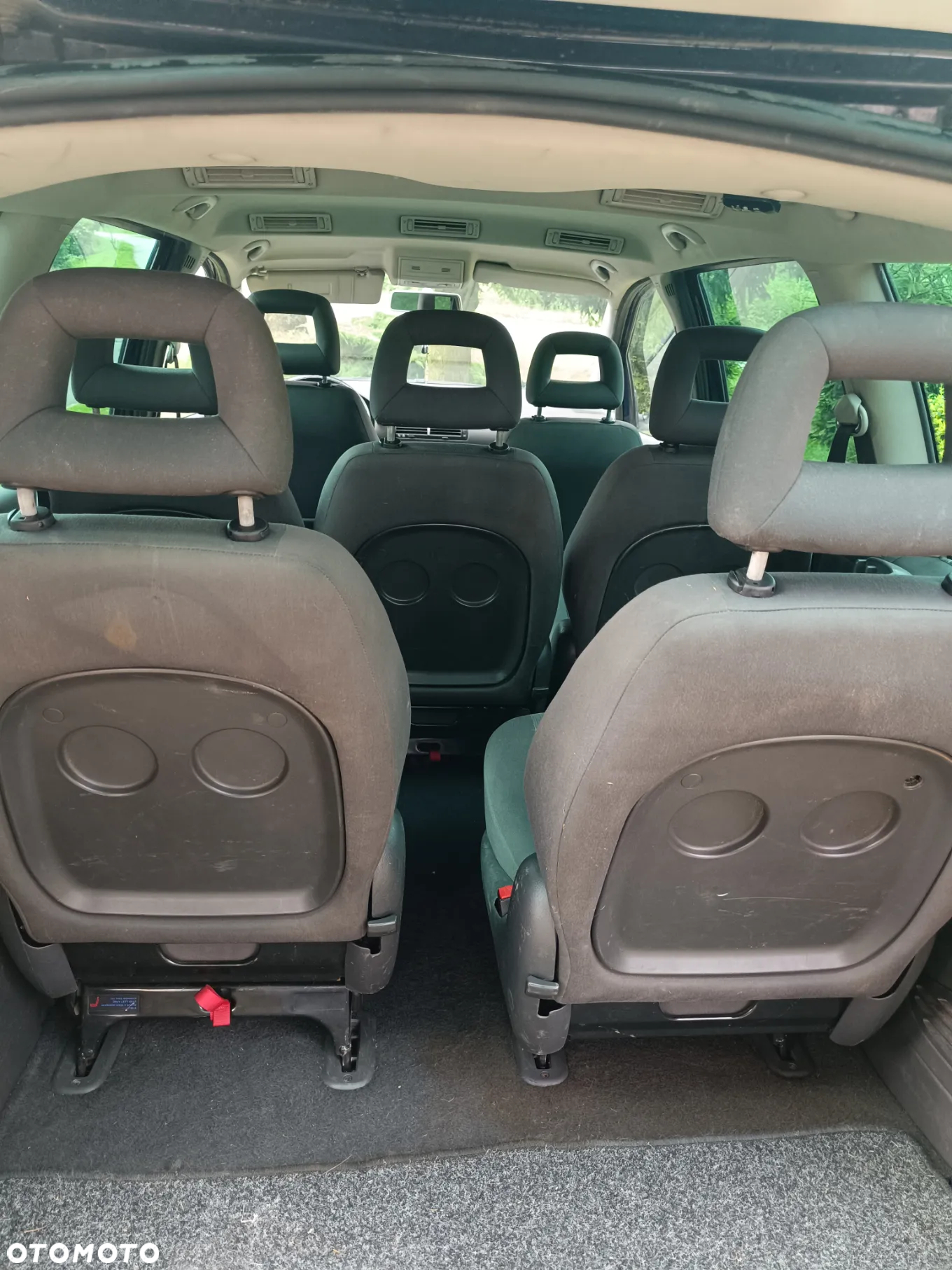 Volkswagen Sharan - 8