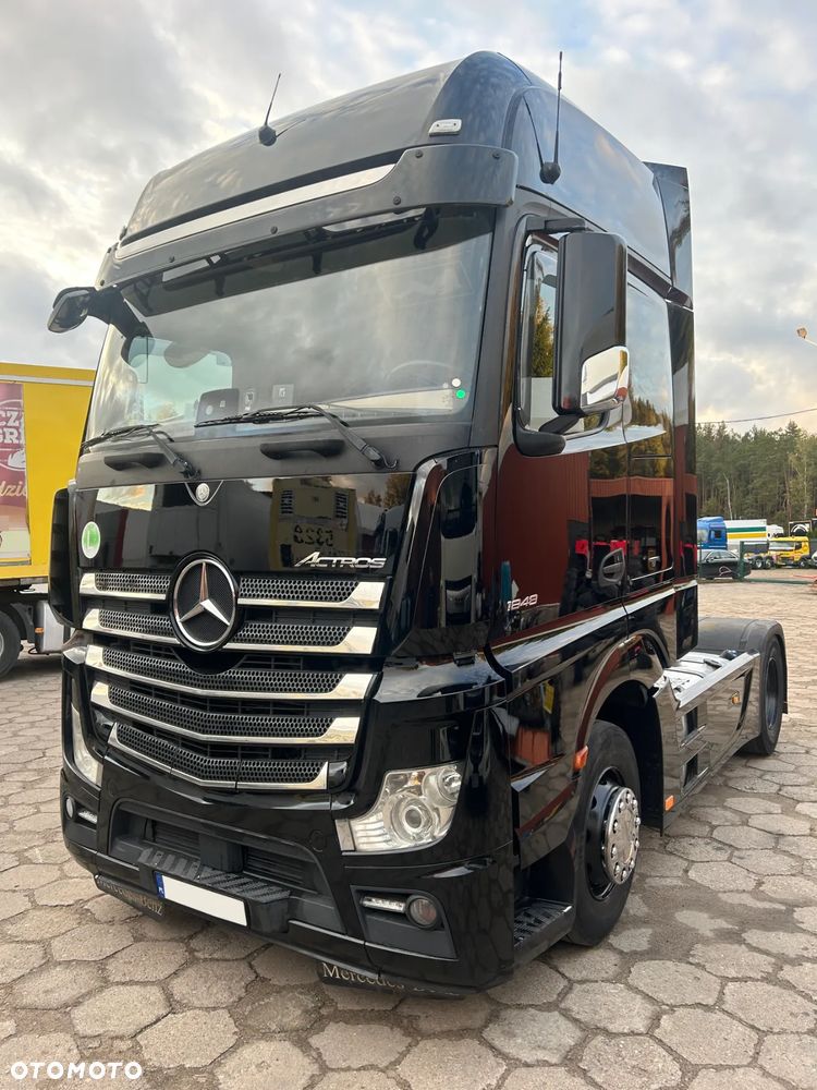 Mercedes-Benz ACTROS 1848 GIGASPACE / NOWY TACHOGRAF / RETARDER SPRAWNY / KSENONY / FULL SPOJLER / 2 ZBIORNIKI PALIWOWE / 903 TYS. KM PRZEBIEGU !! - 2