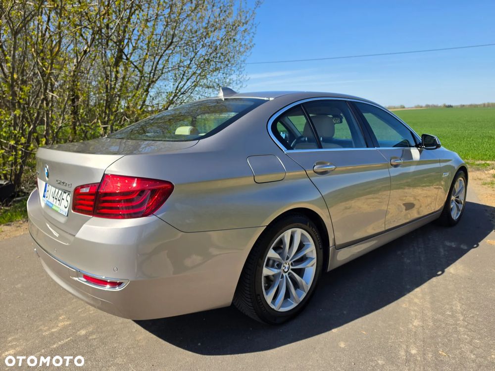 BMW Seria 5 520d xDrive - 5