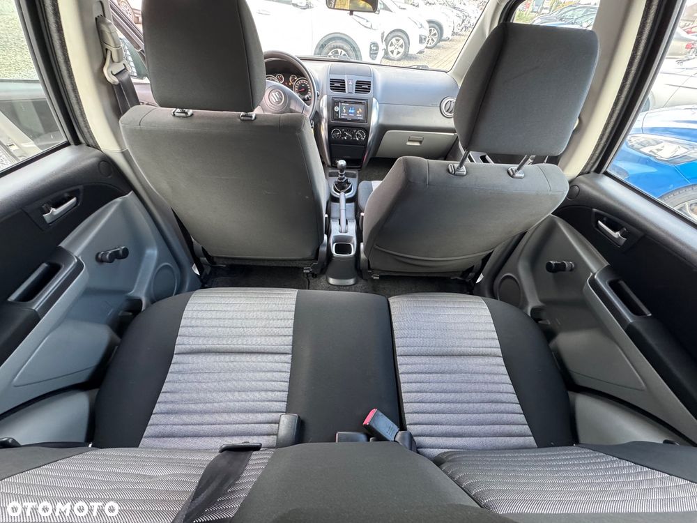 Suzuki SX4 1.6 DDiS Comfort - 13