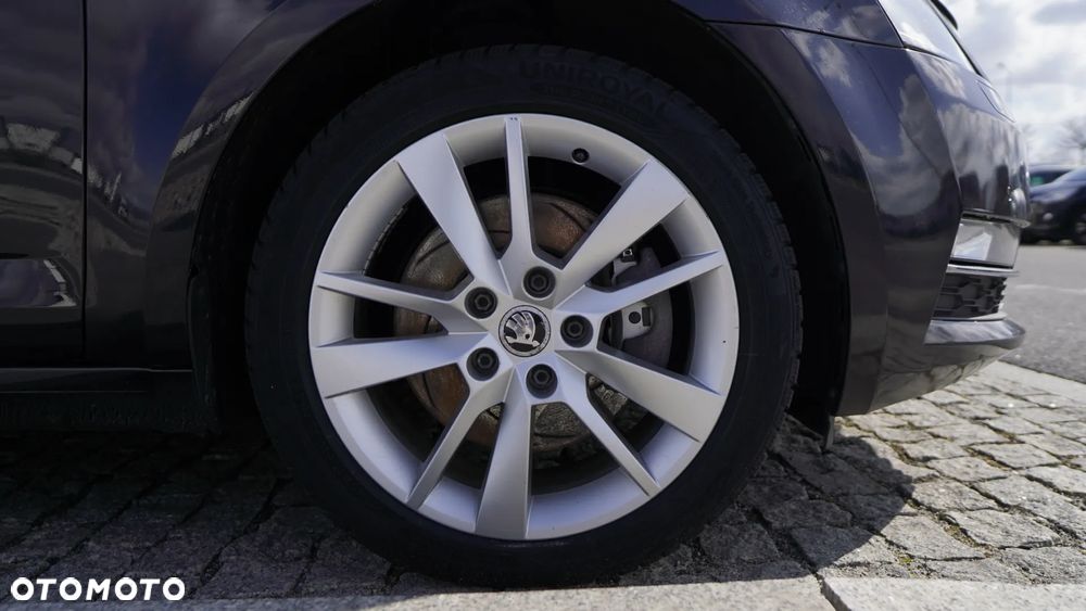 Skoda Octavia 2.0 TDI SCR 4x4 Style DSG - 20