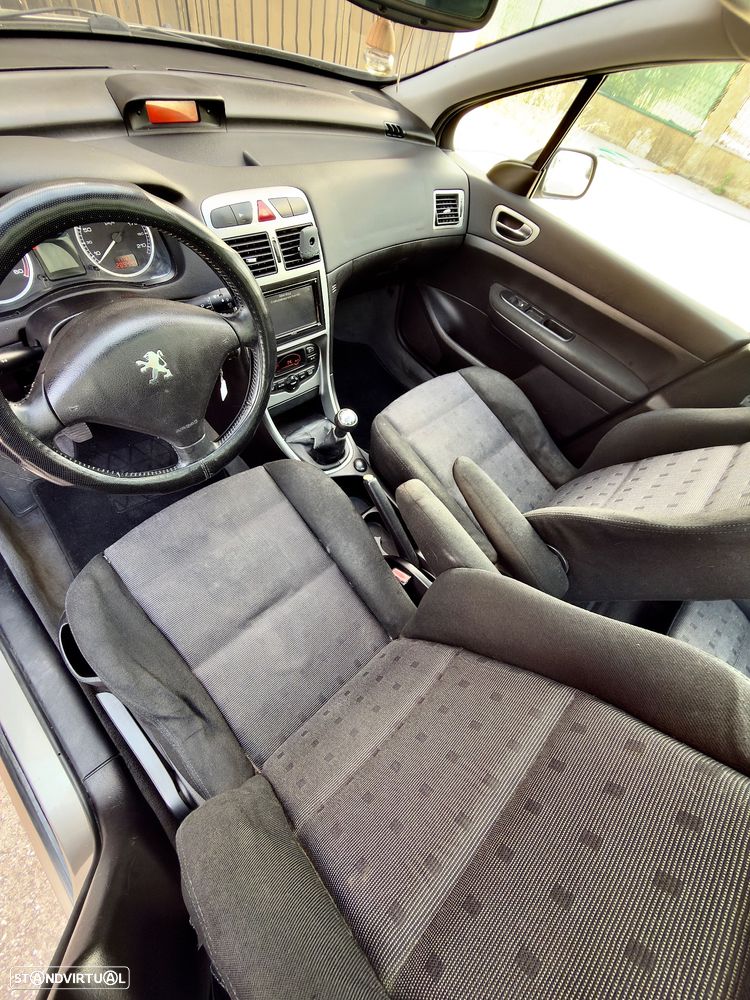 Peugeot 307 SW HDi 110 Premium - 8