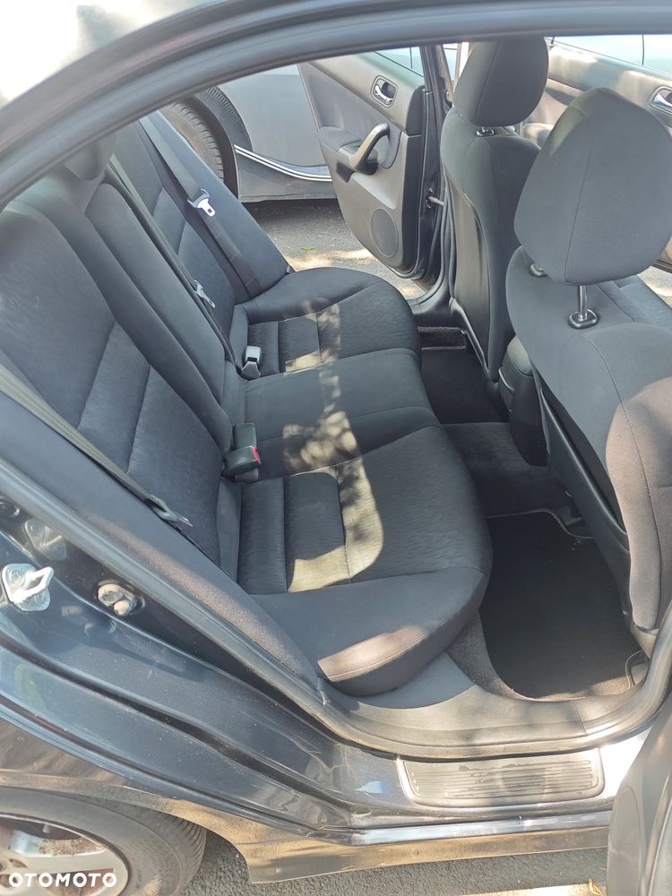 Honda Accord 2.0 Comfort - 4