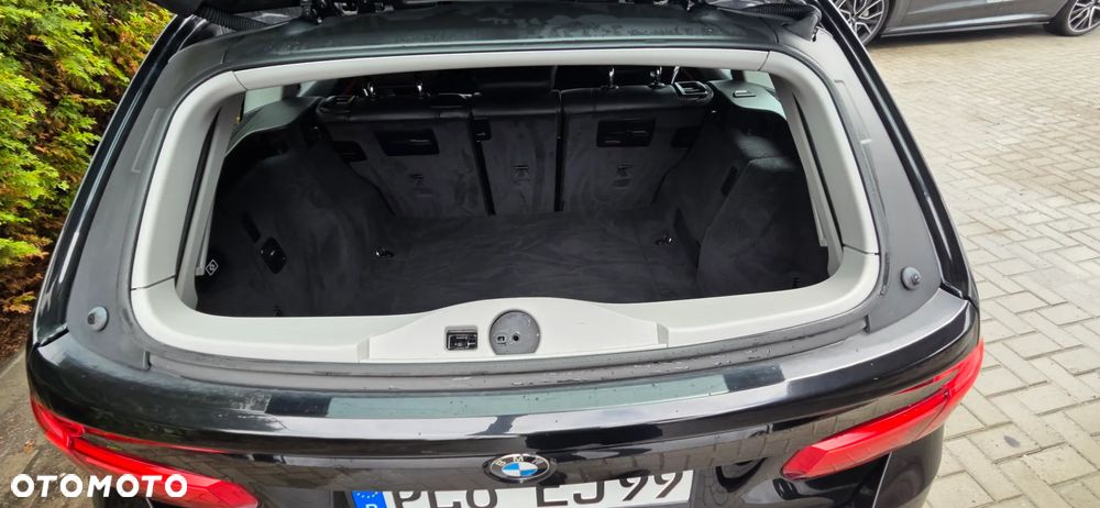 BMW Seria 3 320d Edition Luxury Line Purity - 34